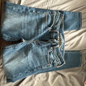 American eagle jeans ( skinny ), size 2 short . Next level stretch